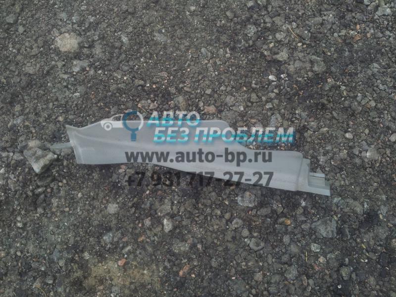Накладка салона задняя правая 8200435210 RENAULT CLIO SYMBOL 01-08 Накладка салона задняя правая 8200435210 RENAULT CLIO SYMBOL 01-08