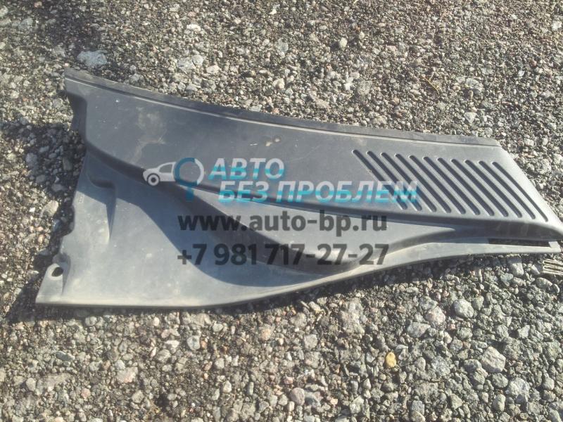 Накладка жабо 7700410609 RENAULT CLIO SYMBOL 01-08 Накладка жабо 7700410609 RENAULT CLIO SYMBOL 01-08