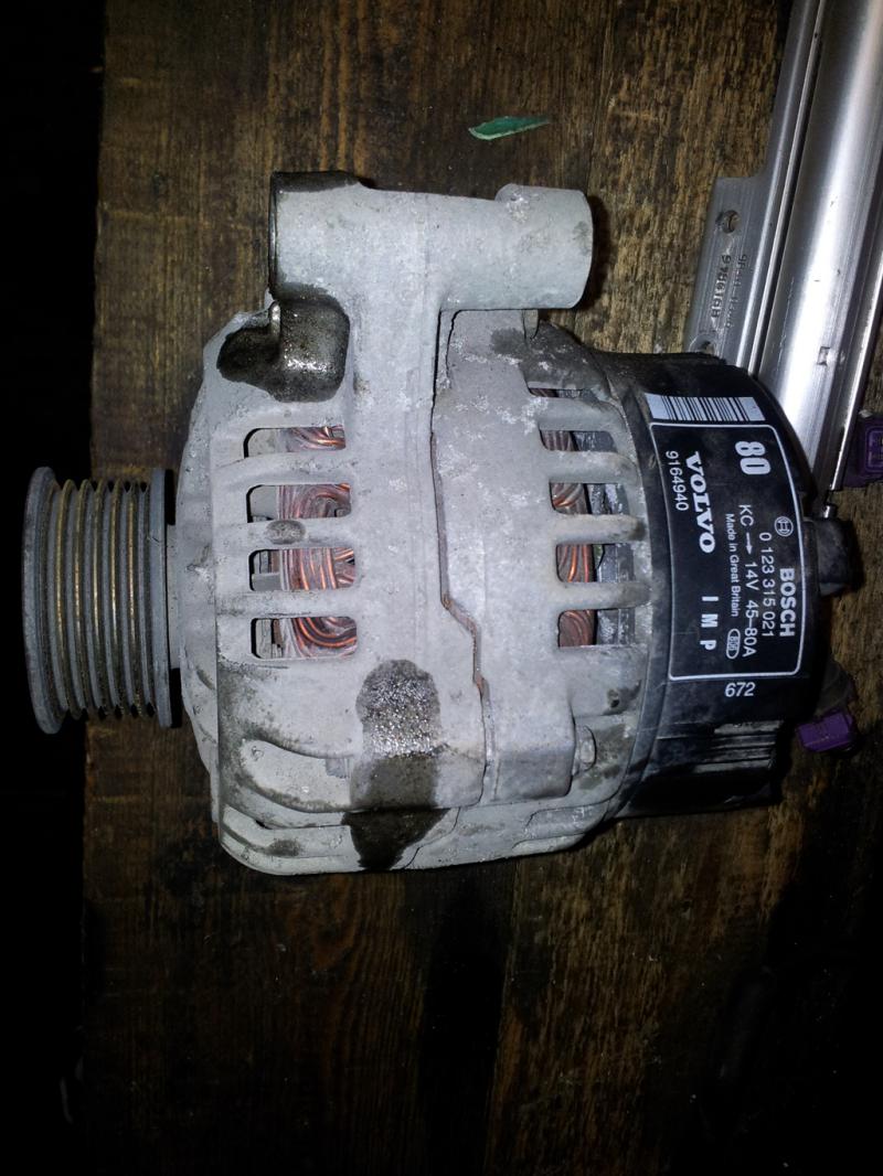 Генератор 0123315021 9164940 VOLVO S40 V40 96- Генератор 0123315021 9164940 VOLVO S40 V40 96-
