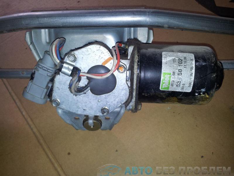 Моторчик стеклоочистителя передний 53550102 RENAULT KANGOO 03.98-12.02 Моторчик стеклоочистителя передний 53550102 RENAULT KANGOO 03.98-12.02