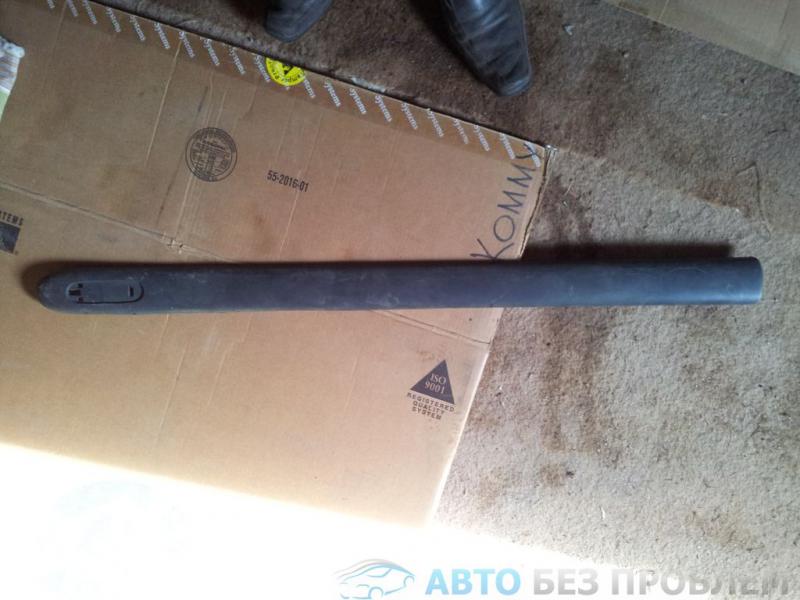 Молдинг двери передней правой 7700304634 RENAULT KANGOO 03.98-12.02 Молдинг двери передней правой 7700304634 RENAULT KANGOO 03.98-12.02