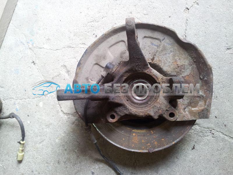 Кулак поворотный правый VOLVO S40 V40 96- Кулак поворотный правый VOLVO S40 V40 96-