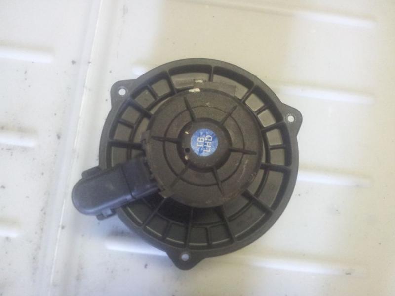 Моторчик печки F00833002A HYUNDAI GETZ 02-11 Моторчик печки F00833002A HYUNDAI GETZ 02-11