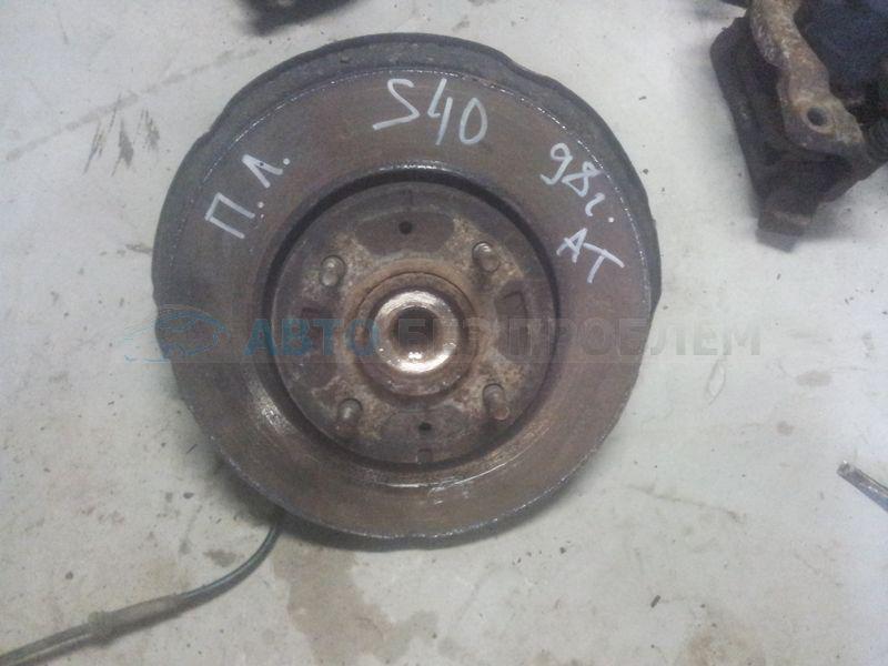 Кулак поворотный левый VOLVO S40 V40 96- Кулак поворотный левый VOLVO S40 V40 96-