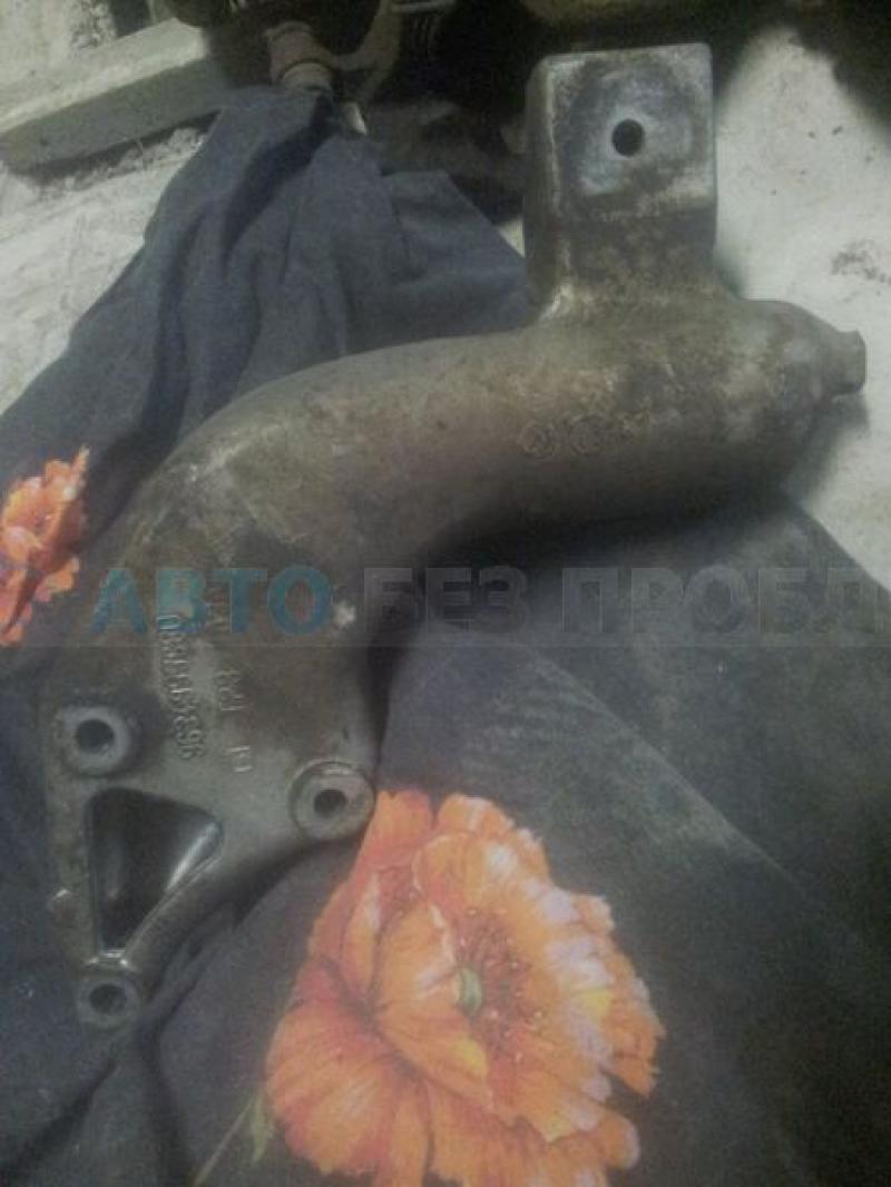 Кронштейн двигателя правый 9634999680 PEUGEOT 206 Кронштейн двигателя правый 9634999680 PEUGEOT 206