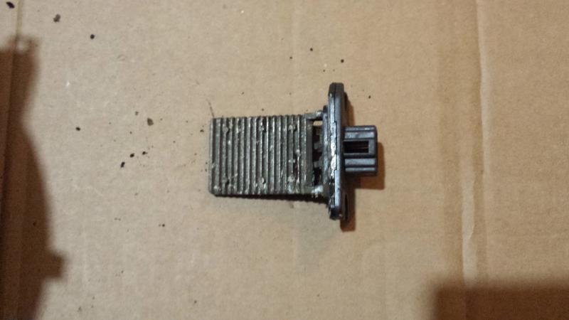 Резистор печки OK30C61B15 KIA RIO 00-02 Резистор печки OK30C61B15 KIA RIO 00-02