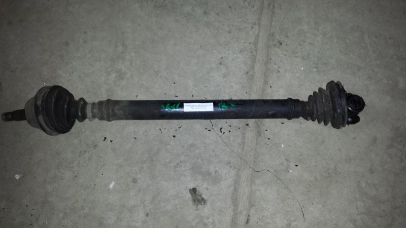 Полуось передняя правая VW PASSAT B4 Полуось передняя правая VW PASSAT B4