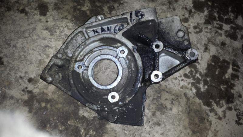 Кронштейн ТНВД 8200065829 RENAULT KANGOO 03.98-12.02 Кронштейн ТНВД 8200065829 RENAULT KANGOO 03.98-12.02