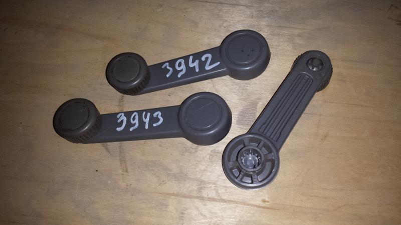 Ручка стеклоподьемника 0S08458580A08 KIA RIO 00-02 Ручка стеклоподьемника 0S08458580A08 KIA RIO 00-02
