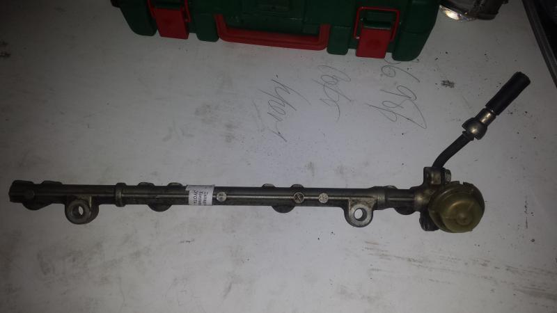 Топливная рейка (рампа) 2325028020 CITROEN C2 Топливная рейка (рампа) 2325028020 CITROEN C2