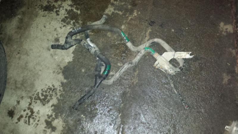 Патрубок верхний 2S7118C429BF FORD MONDEO 3 Патрубок верхний 2S7118C429BF FORD MONDEO 3