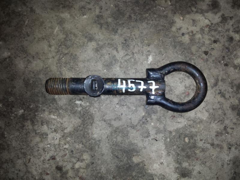 Крюк буксировочный RENAULT LOGAN 04-09 Крюк буксировочный RENAULT LOGAN 04-09
