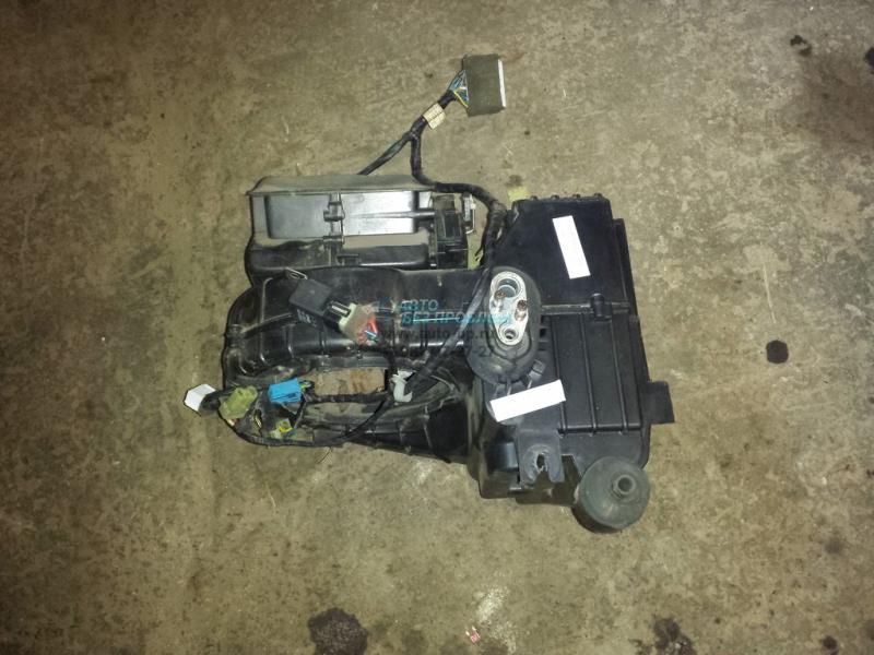 Корпус отопителя 0K08J61520G KIA SPORTAGE 94-05 Корпус отопителя 0K08J61520G KIA SPORTAGE 94-05