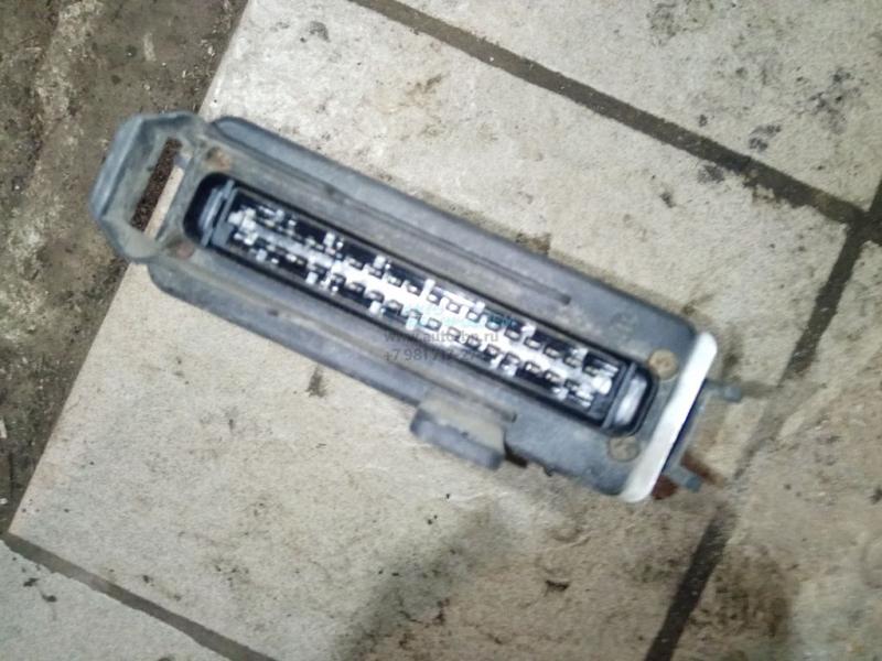Блок управления двигателем 0261200261 443907311B VW PASSAT B3 Блок управления двигателем 0261200261 443907311B VW PASSAT B3