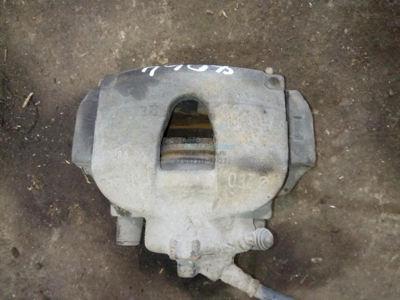 Суппорт передний правый 7701207686 RENAULT MEGANE 2 06-09 Суппорт передний правый 7701207686 RENAULT MEGANE 2 06-09