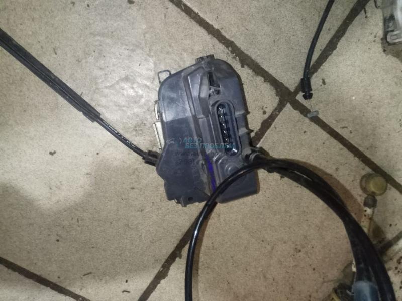 Замок двери задней правой 8200119332 RENAULT SCENIC GRAND SCENIC 08.06-05.09 Замок двери задней правой 8200119332 RENAULT SCENIC GRAND SCENIC 08.06-05.09