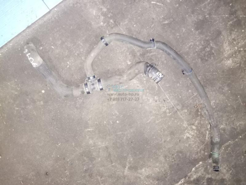 Патрубок нижний 215030015R RENAULT FLUENCE 10- Патрубок нижний 215030015R RENAULT FLUENCE 10-