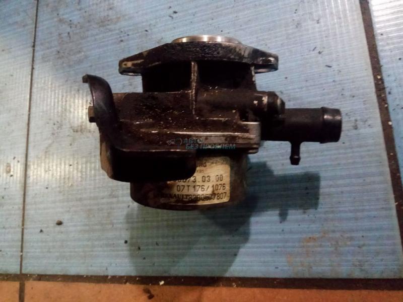 Насос вакумный 8200577807 RENAULT SCENIC GRAND SCENIC 08.06-05.09 Насос вакумный 8200577807 RENAULT SCENIC GRAND SCENIC 08.06-05.09
