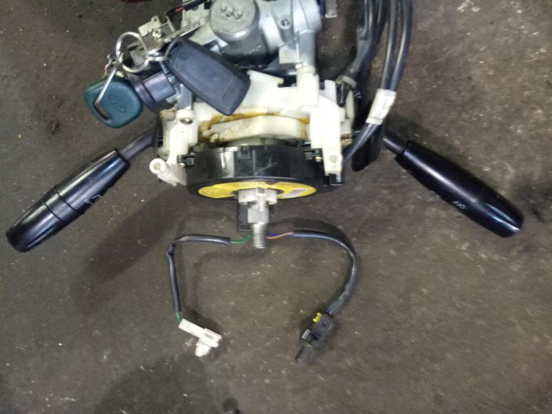 Переключатель подрулевой в сборе OK30C66120A 0K30C66120A KIA RIO 00-02 Переключатель подрулевой в сборе OK30C66120A 0K30C66120A KIA RIO 00-02