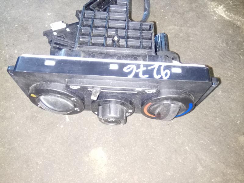 блок управления печкой 0K30D61190C KIA RIO 00-02 блок управления печкой 0K30D61190C KIA RIO 00-02