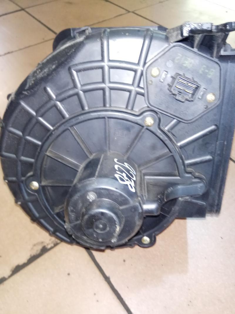 Моторчик печки 971131G900 KIA RIO 00-02 Моторчик печки 971131G900 KIA RIO 00-02