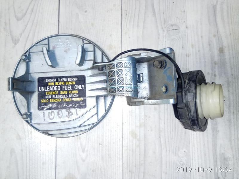 Лючок бензобака 695101C000 HYUNDAI GETZ 02-11 Лючок бензобака 695101C000 HYUNDAI GETZ 02-11