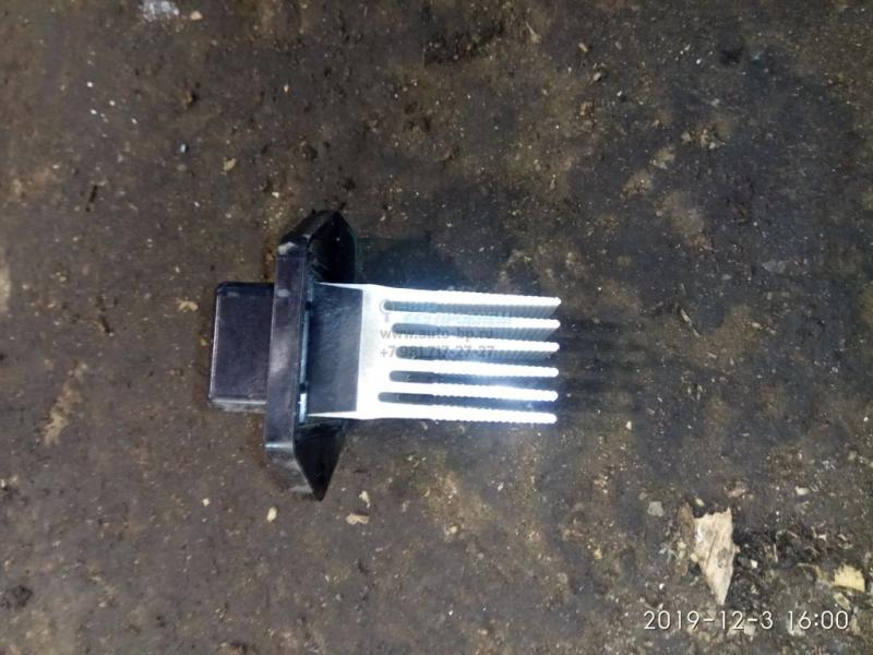 Резистор печки 971792J000 HYUNDAI SOLARIS 11-14 Резистор печки 971792J000 HYUNDAI SOLARIS 11-14