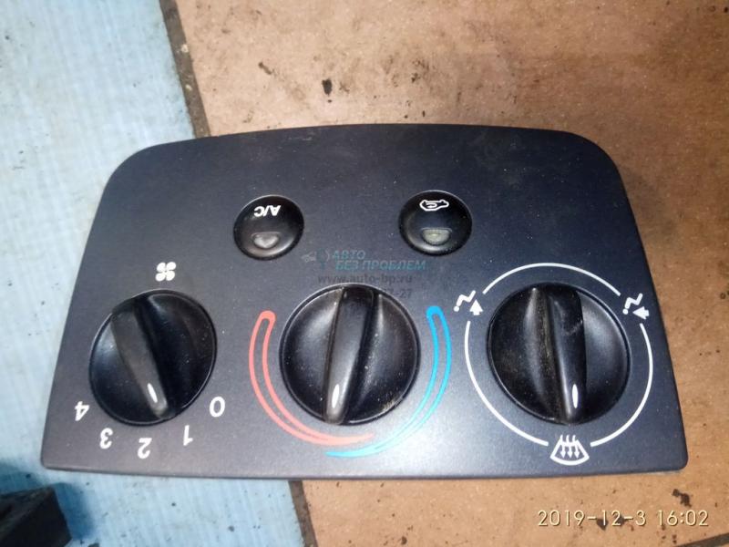 блок управления печкой 96FP19A522FB XS6H19980GA 1091089 FORD FIESTA 96-8.99 блок управления печкой 96FP19A522FB XS6H19980GA 1091089 FORD FIESTA 96-8.99