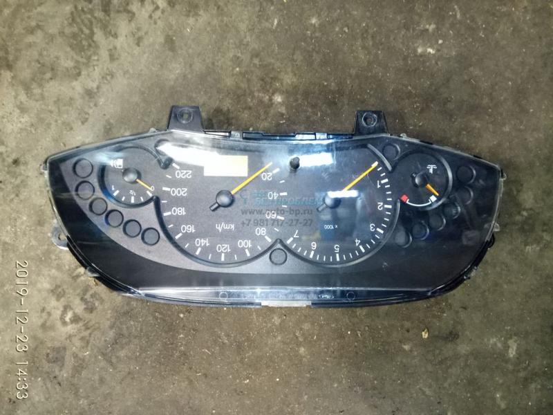 Панель приборов 1328422 FORD FOCUS 98- Панель приборов 1328422 FORD FOCUS 98-