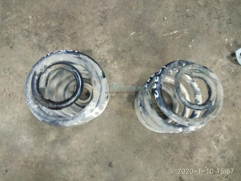 Задняя пружина 8200844174 RENAULT CLIO SYMBOL 01-08 Задняя пружина 8200844174 RENAULT CLIO SYMBOL 01-08