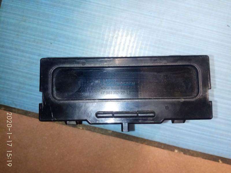 Часы в торпедо 8200028364 7700432659 RENAULT CLIO SYMBOL 01-08 Часы в торпедо 8200028364 7700432659 RENAULT CLIO SYMBOL 01-08