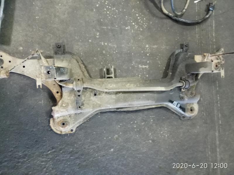 Балка подмоторная M112810010 CHERY M11 Балка подмоторная M112810010 CHERY M11