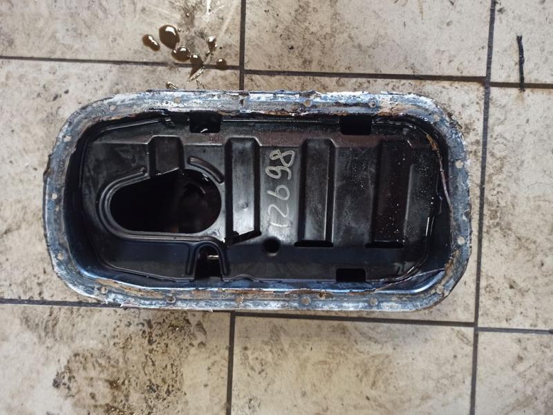 Поддон масляный двигателя 8200702781 RENAULT CLIO SYMBOL 01-08 Поддон масляный двигателя 8200702781 RENAULT CLIO SYMBOL 01-08