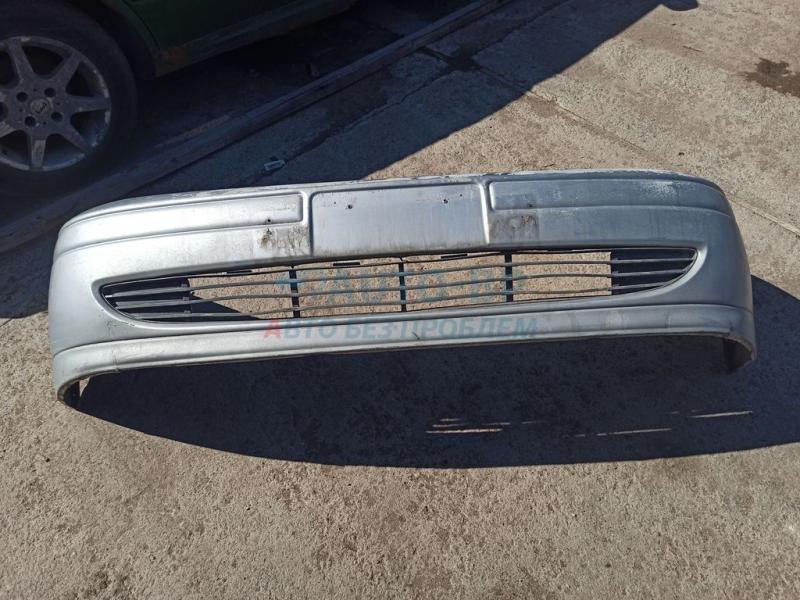 Бампер передний ys4x17c831bm FORD FOCUS 98- Бампер передний ys4x17c831bm FORD FOCUS 98-