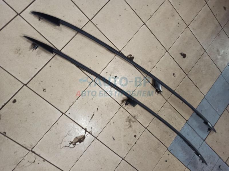 К-кт рейлингов (планки на крышу) 1207761 1207762 FORD FOCUS 98- К-кт рейлингов (планки на крышу) 1207761 1207762 FORD FOCUS 98-