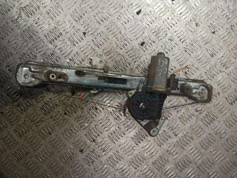 Стеклоподьемник задней двери правой (электрический) XS41A27001BJ YS4Z5427009BA FORD FOCUS 98- Стеклоподьемник задней двери правой (электрический) XS41A27001BJ YS4Z5427009BA FORD FOCUS 98-
