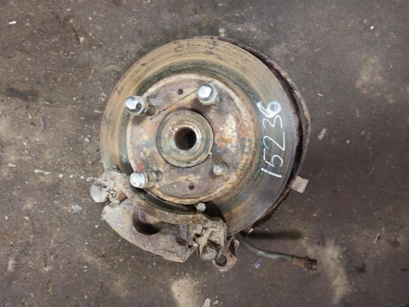 Кулак поворотный правый MB870916 MITSUBISHI Space Wagon (N3,N4) 1991-2000 Кулак поворотный правый MB870916 MITSUBISHI Space Wagon (N3,N4) 1991-2000