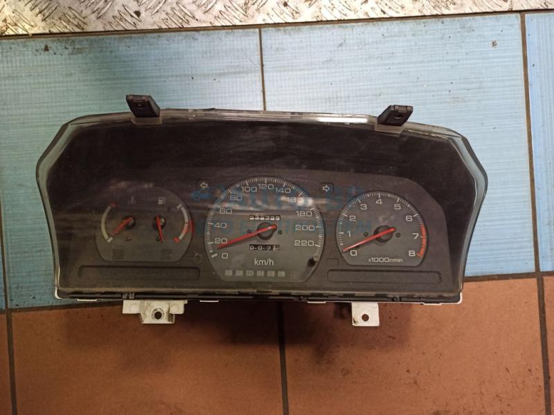 Панель приборов mb680133 MITSUBISHI Space Wagon (N3,N4) 1991-2000 Панель приборов mb680133 MITSUBISHI Space Wagon (N3,N4) 1991-2000