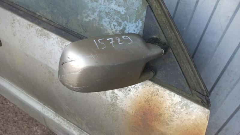 Зеркало наружнее правое 357857508D VW PASSAT B4 Зеркало наружнее правое 357857508D VW PASSAT B4