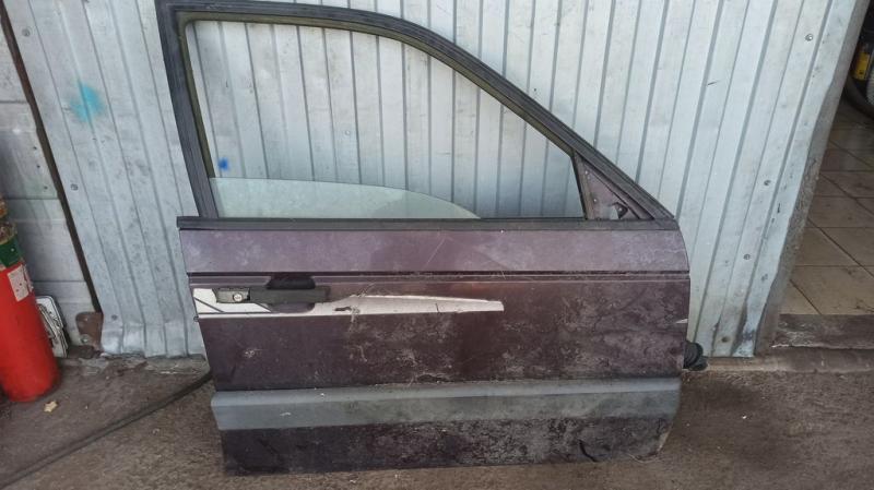 Дверь передняя правая 357831052F VW PASSAT B3 Дверь передняя правая 357831052F VW PASSAT B3