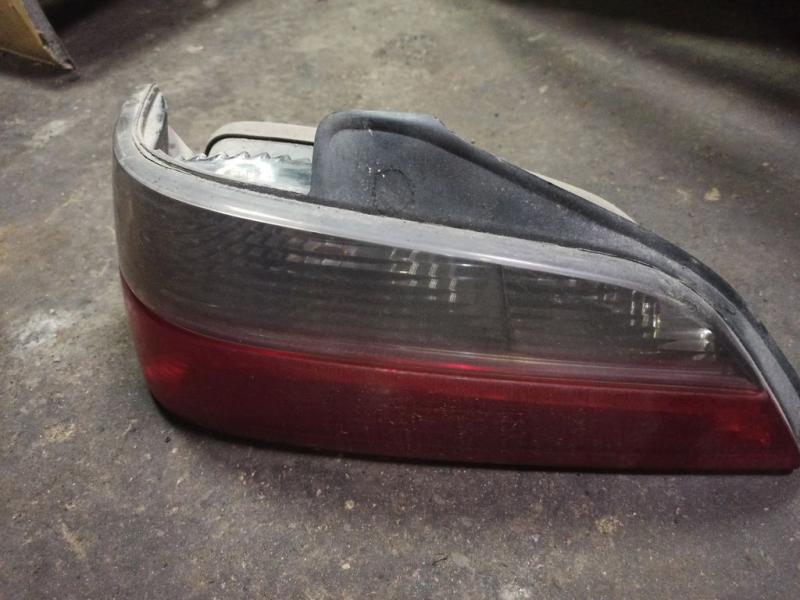 Фонарь задний левый 6350E8 PEUGEOT 406 Фонарь задний левый 6350E8 PEUGEOT 406