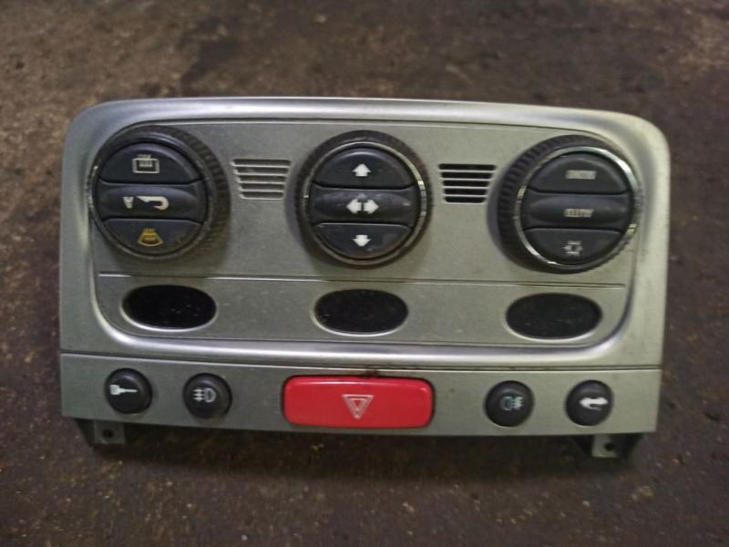 блок управления печкой 07353309240 ALFA ROMEO 147 10.00-10.04 блок управления печкой 07353309240 ALFA ROMEO 147 10.00-10.04