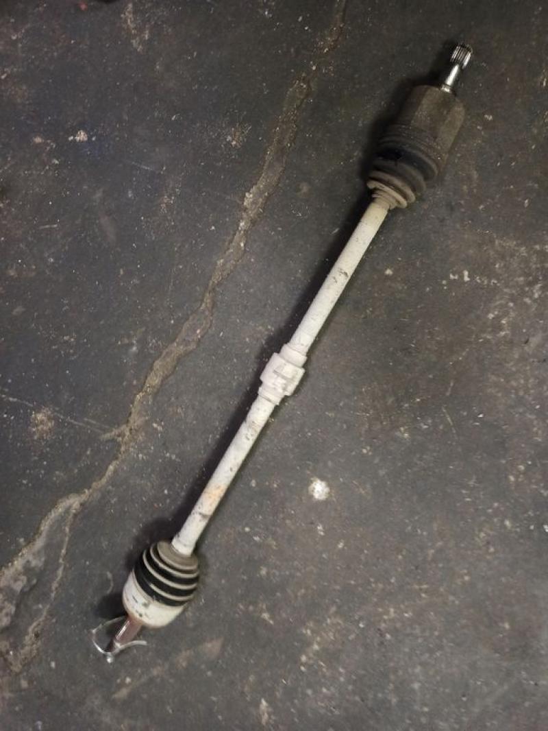 Полуось передняя правая M112203020 CHERY M11 Полуось передняя правая M112203020 CHERY M11