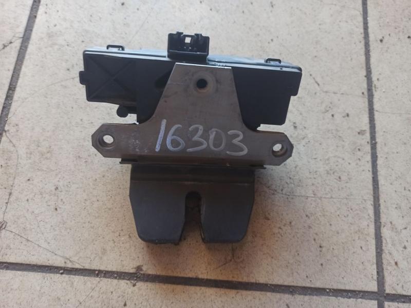 Замок багажника 3M51R442A66AP FORD FOCUS 2, 05- Замок багажника 3M51R442A66AP FORD FOCUS 2, 05-
