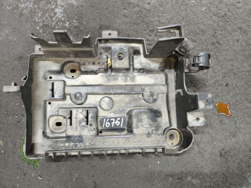 Крепление АКБ (корпус/подставка) 13235642 13235641 0260042 0260384 13296474 OPEL CORSA D Крепление АКБ (корпус/подставка) 13235642 13235641 0260042 0260384 13296474 OPEL CORSA D