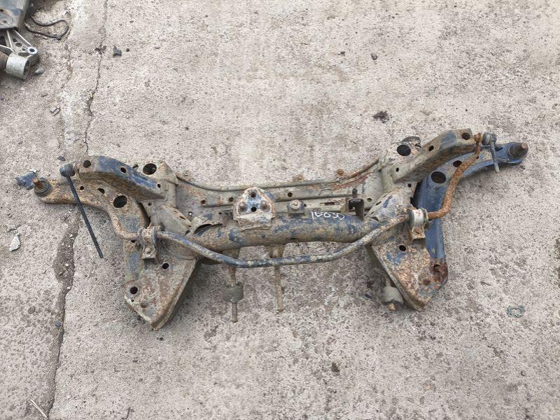 Балка подмоторная LD4734800F MAZDA MPV 02-04 Балка подмоторная LD4734800F MAZDA MPV 02-04