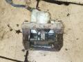 суппорт передний левый 7701499301 RENAULT MEGANE 99- суппорт передний левый 7701499301 RENAULT MEGANE 99-